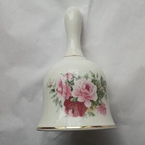 🍊3/$15🍊Vintage Porcelain Hand Bell